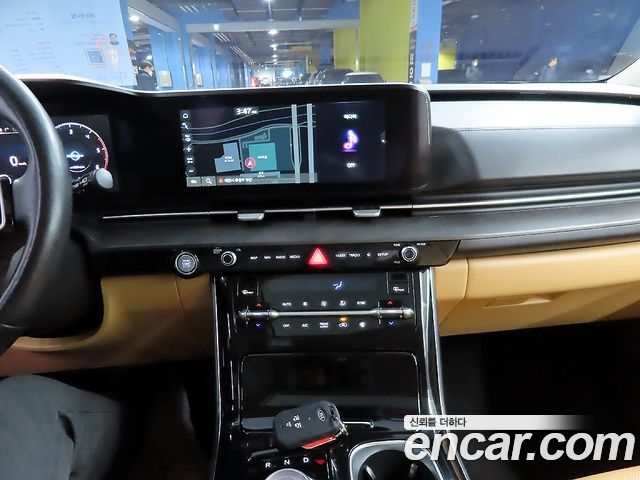 Kia Canival 2021 — photo 11