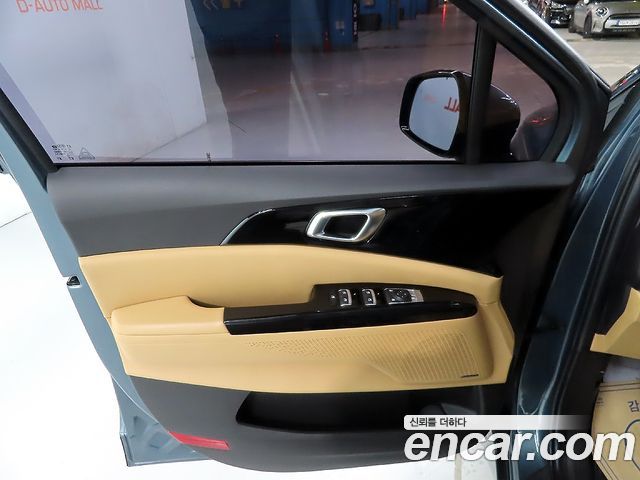 Kia Canival 2021 — photo 13