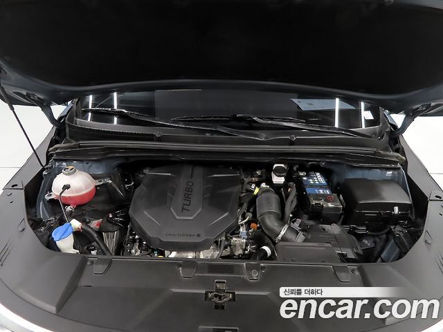 Kia Canival 2021 — photo 19