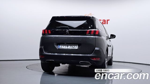 Peugeot 5008 2021 — photo 4