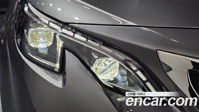 Peugeot 5008 2021 — photo 8