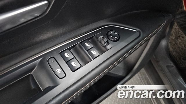 Peugeot 5008 2021 — photo 35