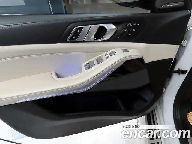 BMW X7 2024 — photo 10