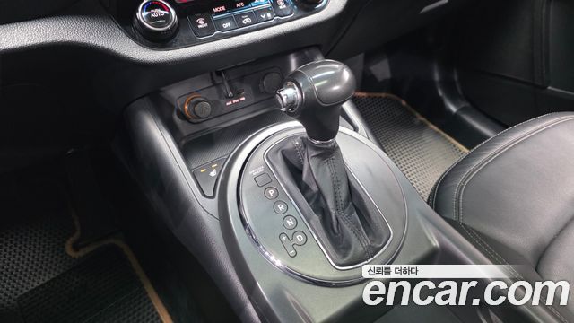 Kia Sportage 2013 — photo 12