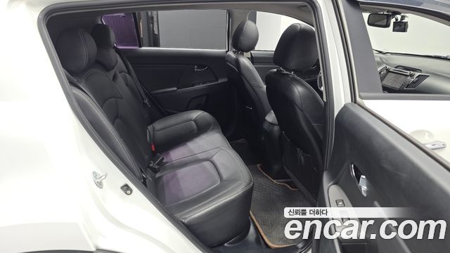 Kia Sportage 2013 — photo 17