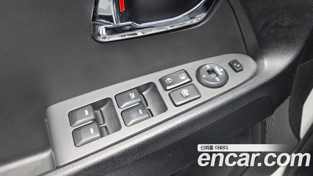 Kia Sportage 2013 — photo 28
