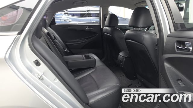 Hyundai Sonata 2013 — photo 12