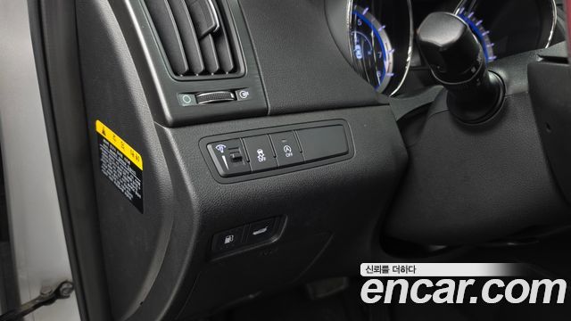 Hyundai Sonata 2013 — photo 19