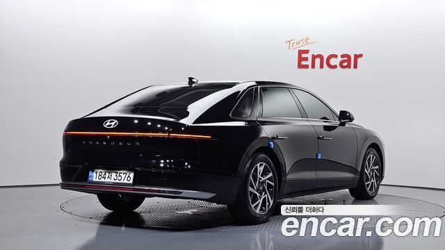 Hyundai Grandeur 2023 — photo 2