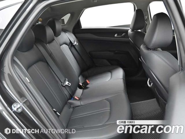 Kia K5 2024 — photo 11