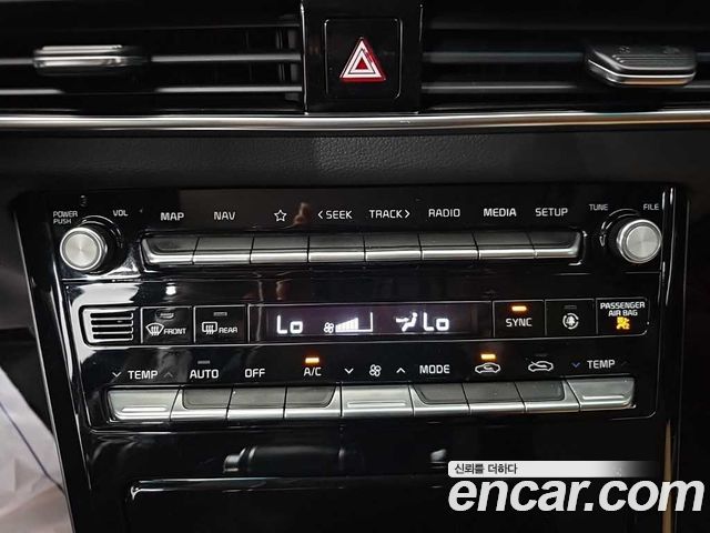 Kia K7 2020 — photo 10