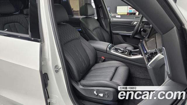 BMW X5 2025 — photo 12