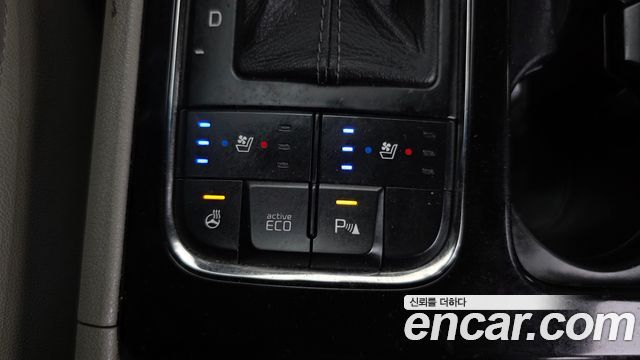 Kia Canival 2016 — photo 17