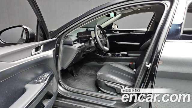 Kia K5 2024 — photo 10