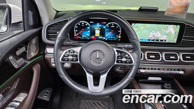 Mercedes-Benz GLE-Class 2022 — photo 19
