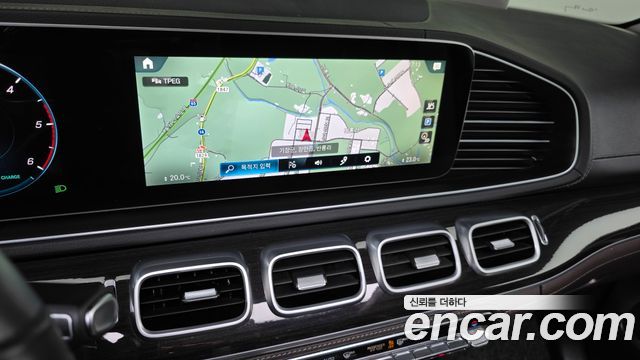 Mercedes-Benz GLE-Class 2022 — photo 20