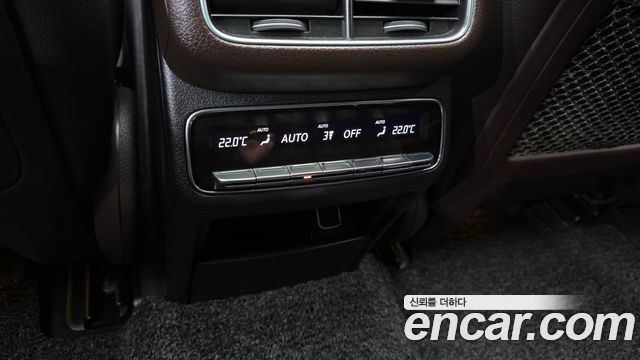 Mercedes-Benz GLE-Class 2022 — photo 29