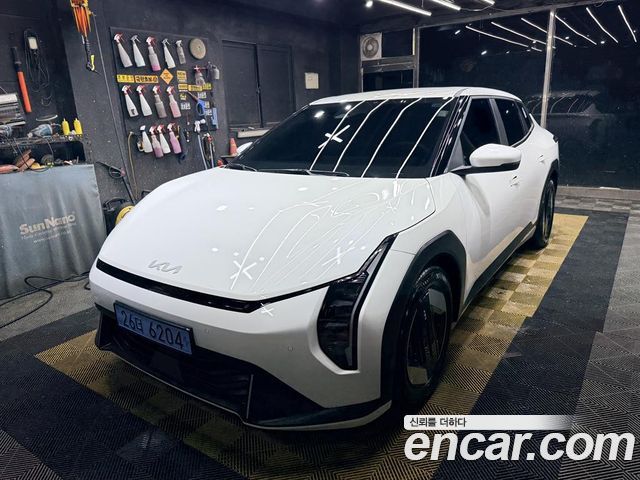 Kia EV4 2026 — photo 2