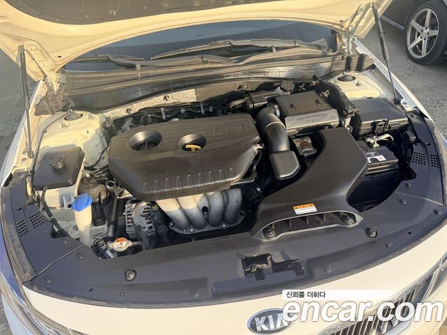Kia EV4 2026 — photo 17