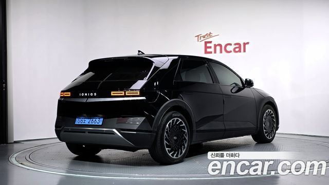 Hyundai Ioniq5 2023 — photo 2
