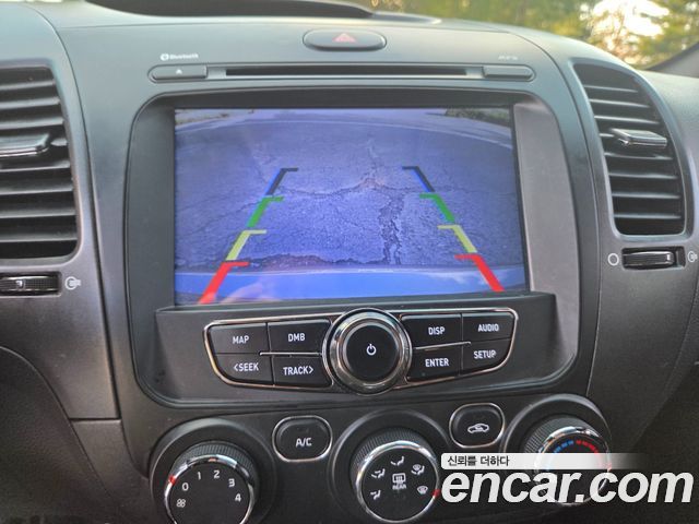Kia K3 2018 — photo 14