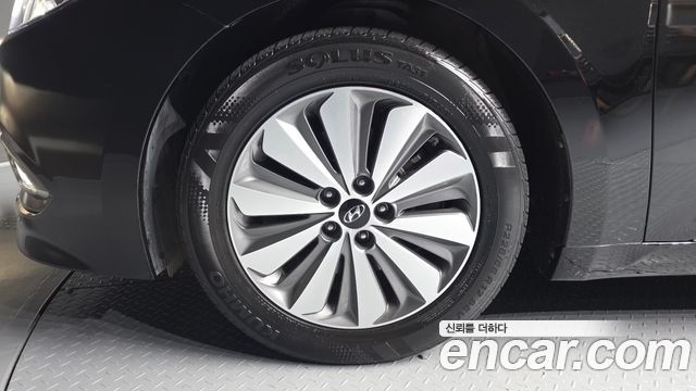 Hyundai Grandeur 2015 — photo 5