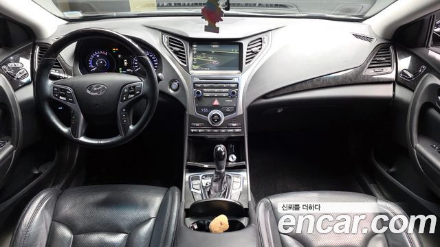 Hyundai Grandeur 2015 — photo 10