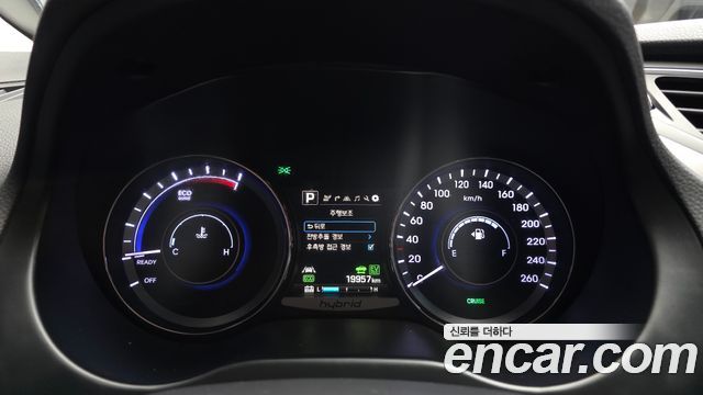 Hyundai Grandeur 2015 — photo 11