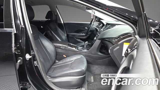 Hyundai Grandeur 2015 — photo 17