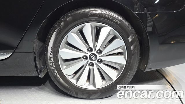 Hyundai Grandeur 2015 — photo 7