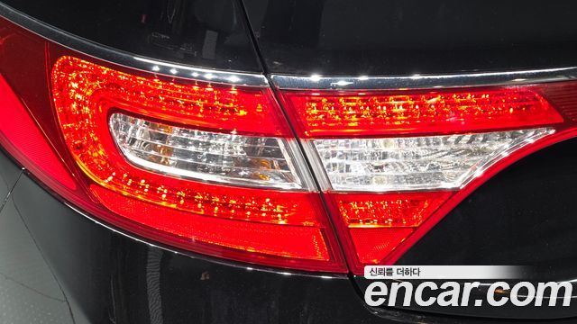 Hyundai Grandeur 2015 — photo 9