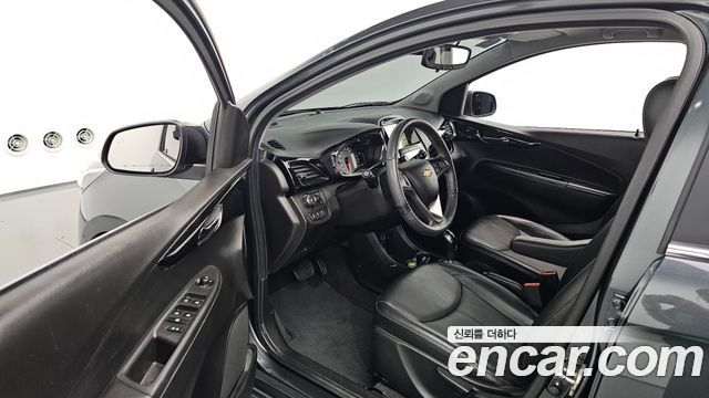 Chevrolet Korea Spark 2018 — photo 13