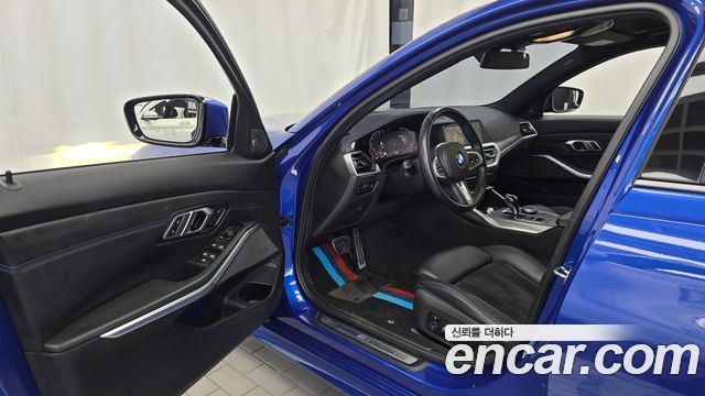 BMW 3-Series 2019 — photo 10