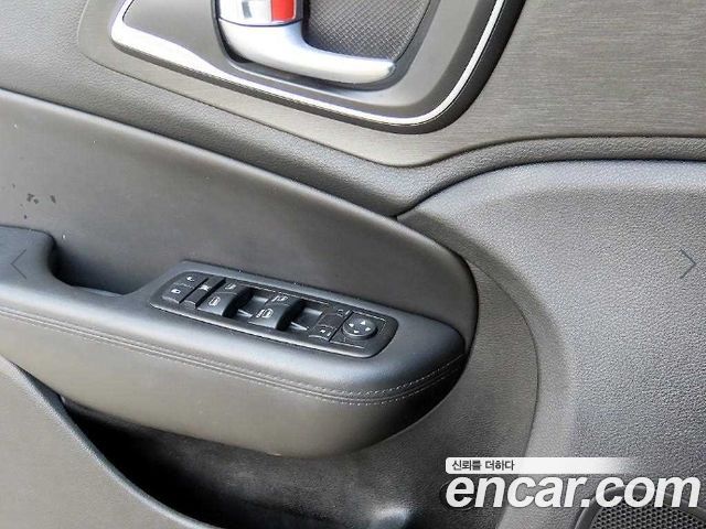 Chrysler 200 2015 — photo 12