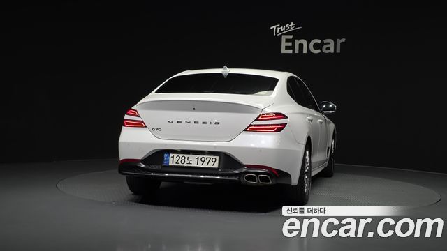 Genesis G70 2021 — photo 4
