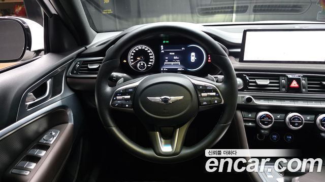 Genesis G70 2021 — photo 13