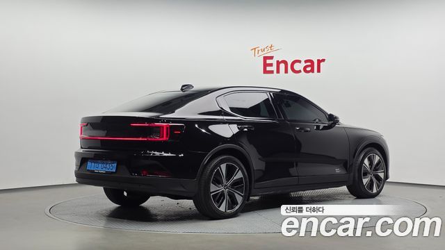 Polestar Polestar 2 2023 — photo 2