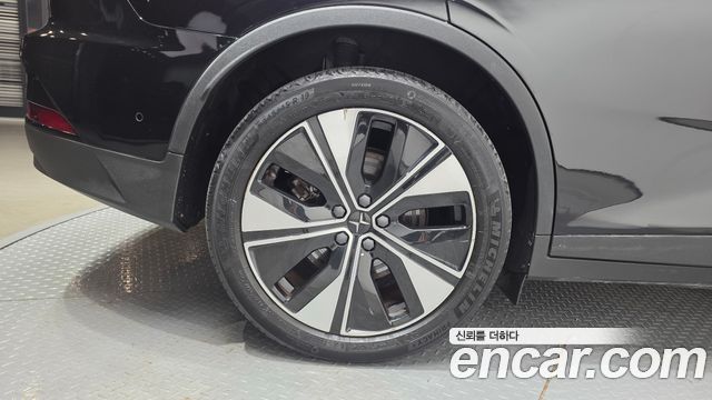 Polestar Polestar 2 2023 — photo 5