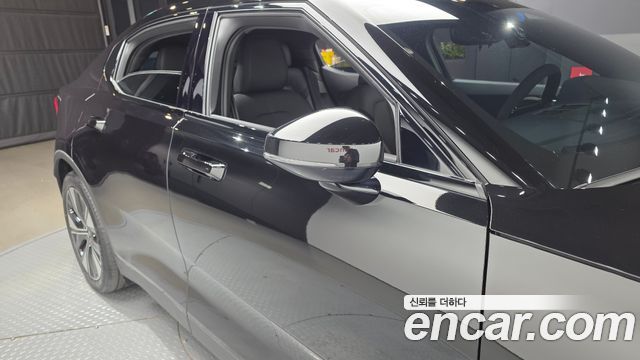 Polestar Polestar 2 2023 — photo 13