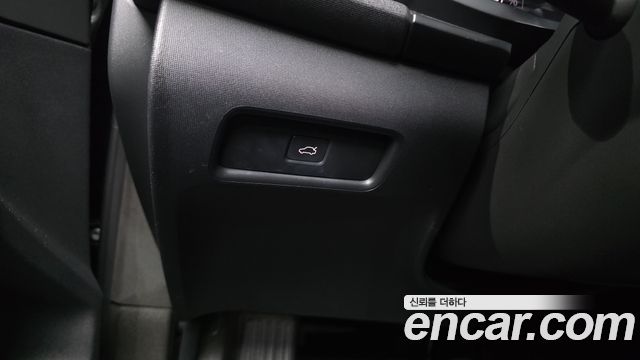 Polestar Polestar 2 2023 — photo 25