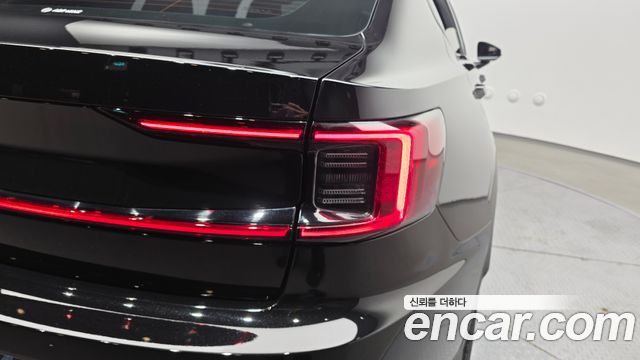 Polestar Polestar 2 2023 — photo 9