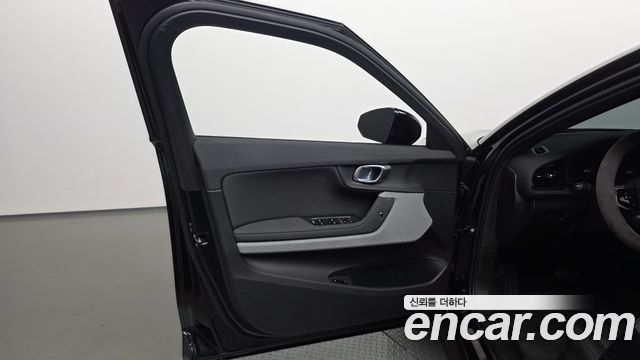 Polestar Polestar 2 2023 — photo 14