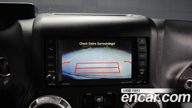 Jeep Wrangler 2015 — photo 15