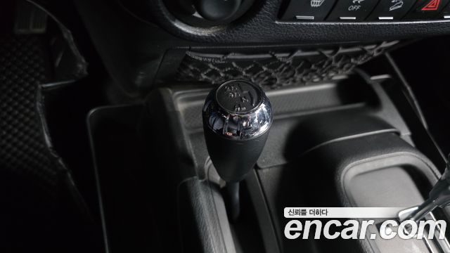 Jeep Wrangler 2015 — photo 16