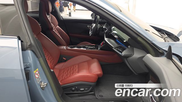 Audi e-tron GT 2022 — photo 17