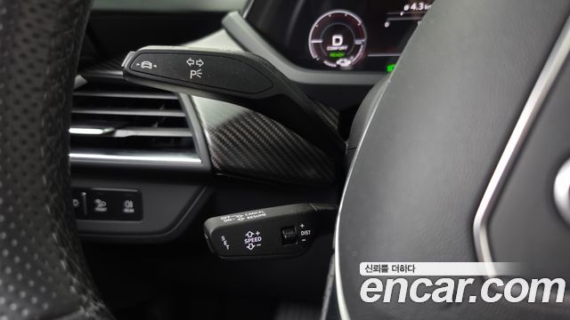 Audi e-tron GT 2022 — photo 29
