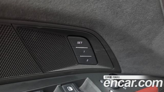 Audi e-tron GT 2022 — photo 34