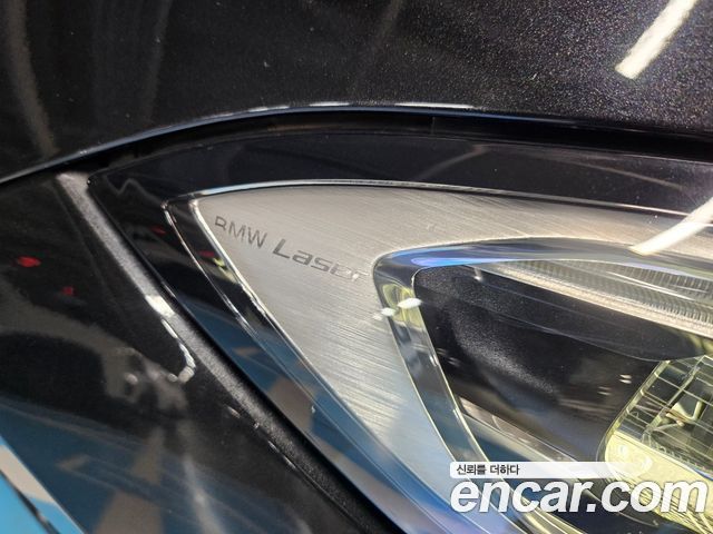 BMW 3-Series 2019 — photo 17