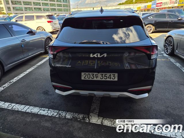 Kia Sportage 2023 — photo 4