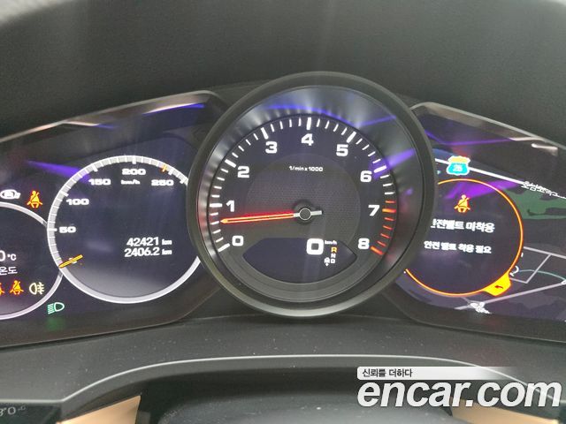 Porsche Cayenne 2022 — photo 13